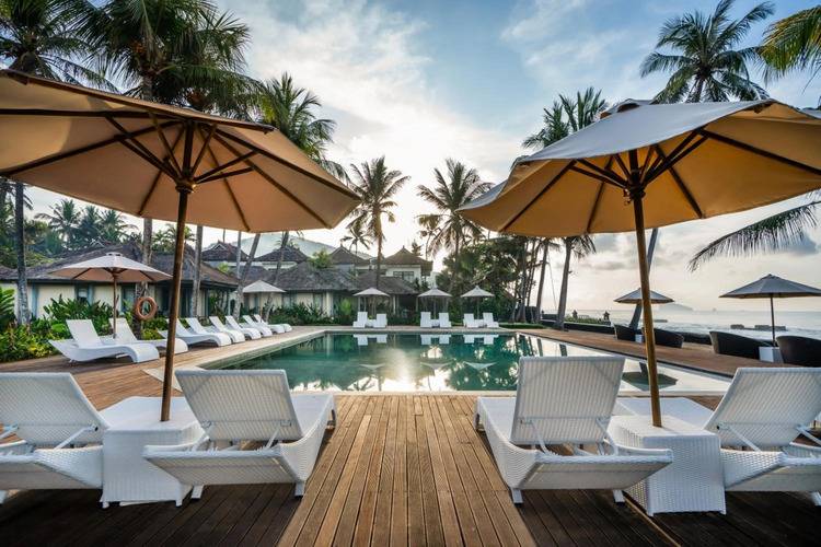 Nirwana Beach & Resort