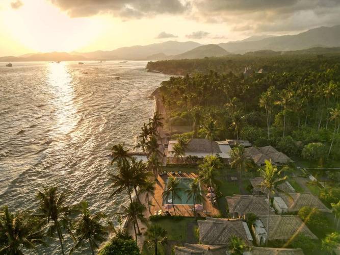 Nirwana Beach & Resort