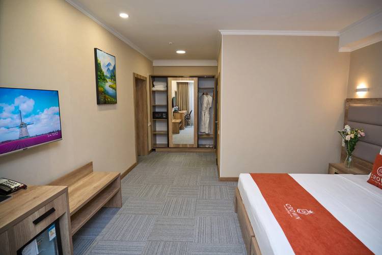 Crown Hotel Bishkek Hotel