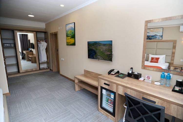 Crown Hotel Bishkek Hotel