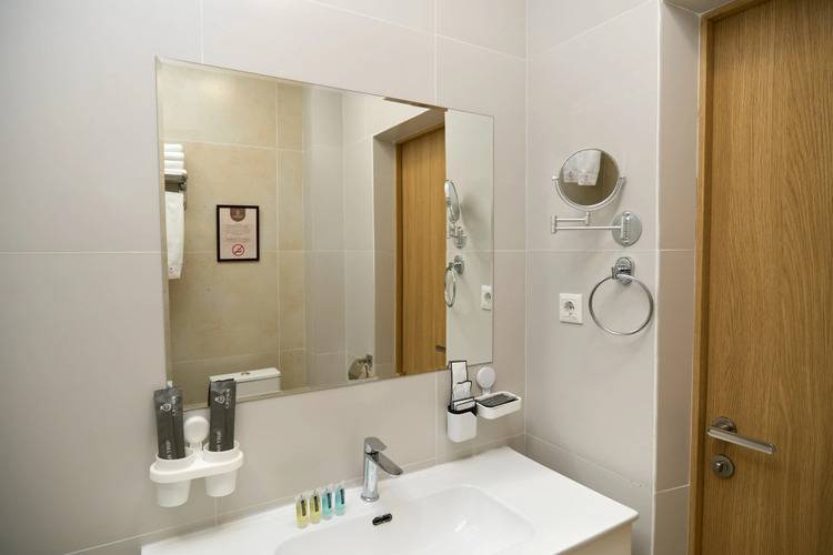 Crown Hotel Bishkek Hotel