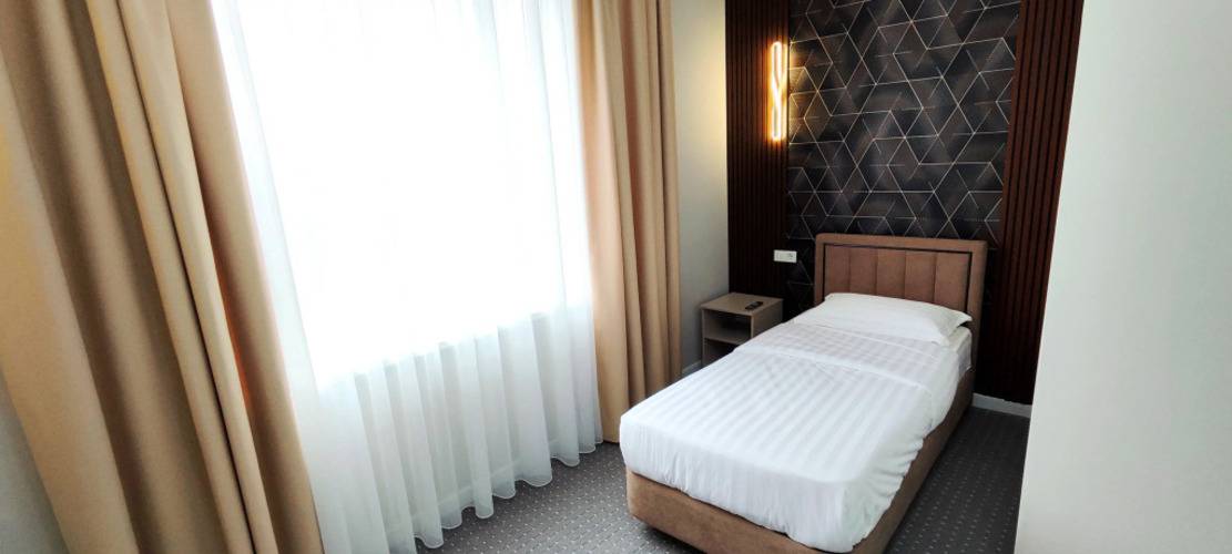 Cozy Hotel