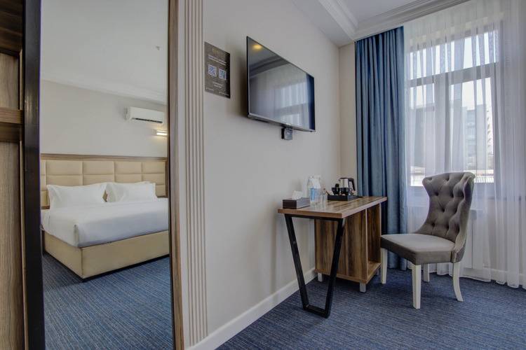 Resident Hotel