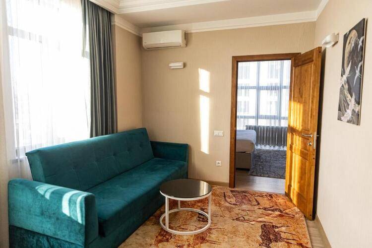 Resident Hotel