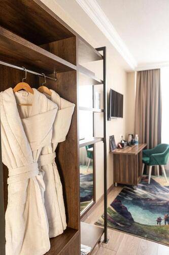 Resident Hotel