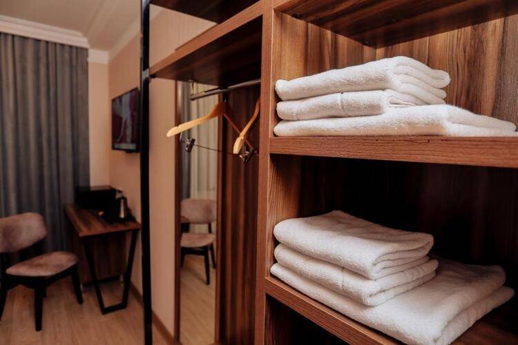 Resident Hotel