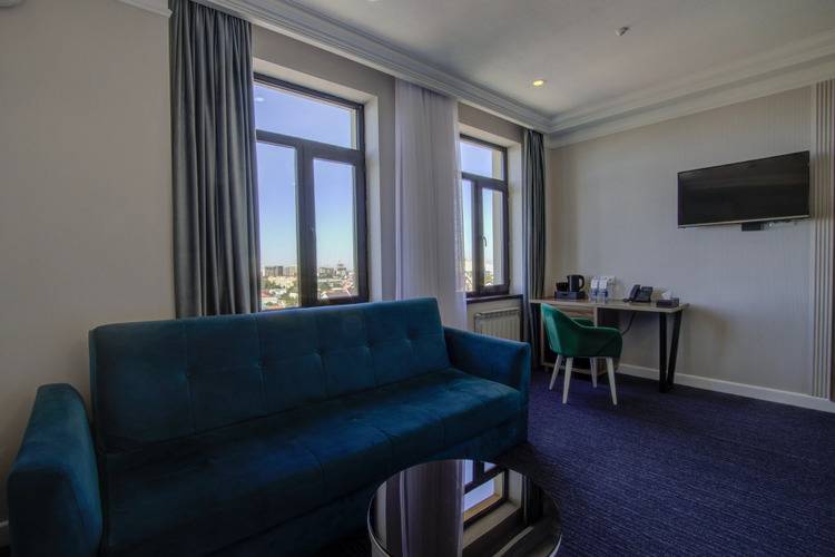 Resident Hotel