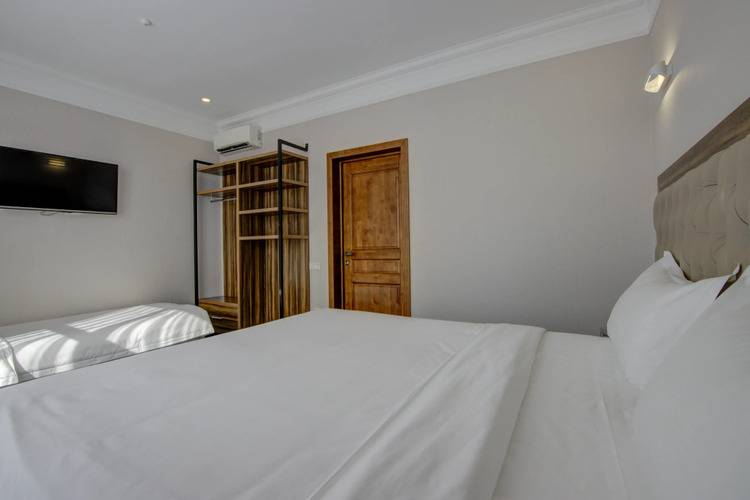 Resident Hotel