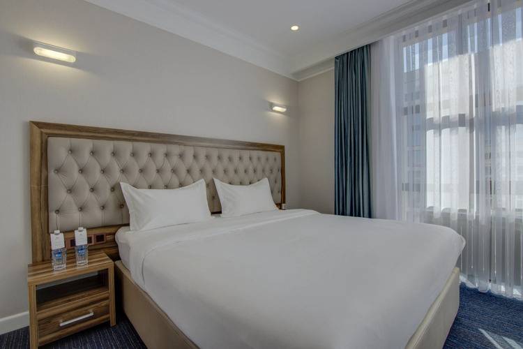 Resident Hotel