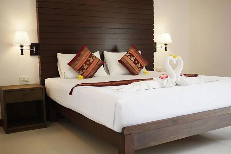 Aromdee @ Naithon Beach