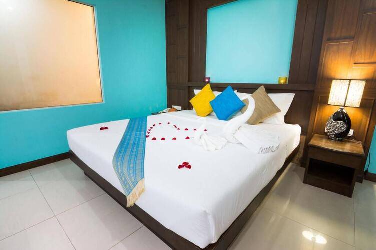 Blue Skyline Hotel