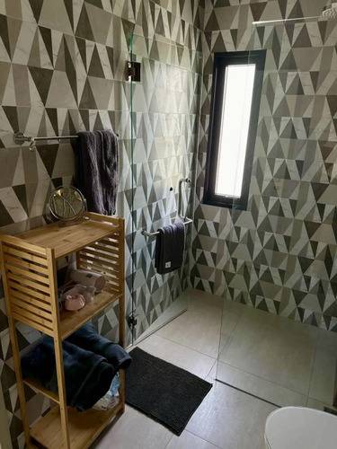 Апартаменты Title Halo 1