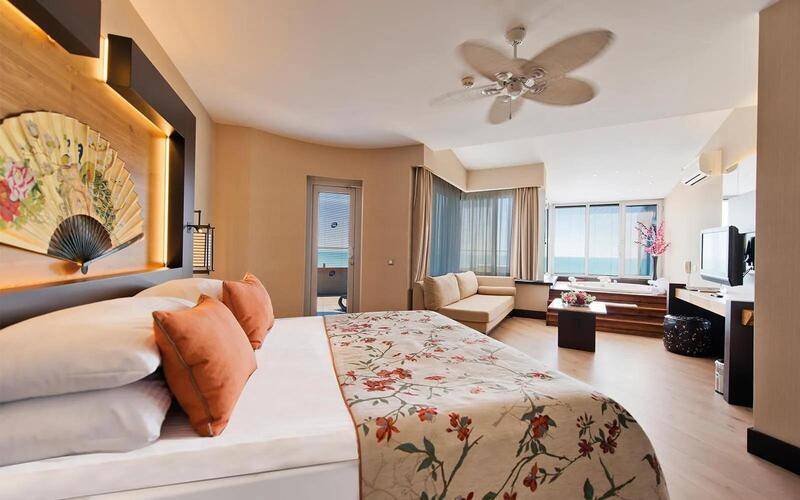 Limak Lara Deluxe Resort