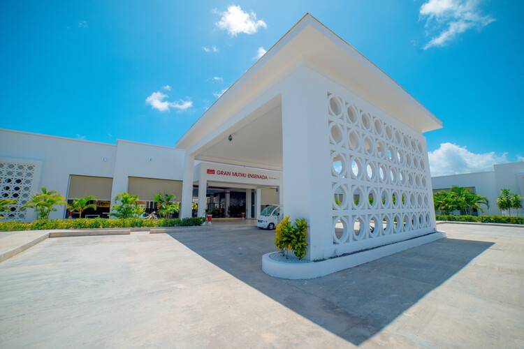 Grand Muthu Ensenada 5★, Ольгин