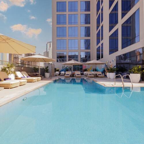 Holiday Inn Dubai Village Circle