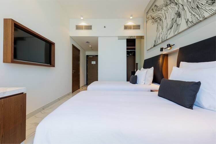 Holiday Inn Dubai Village Circle