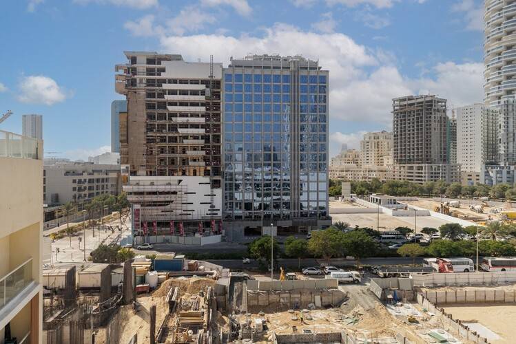 Holiday Inn Dubai Village Circle