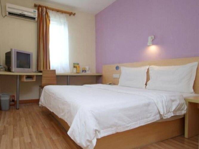 7 Days Inn Guangzhou Baiyun Yongtai Metro 2nd Branch