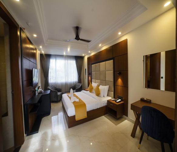 Hue Guh The Porto Candolim