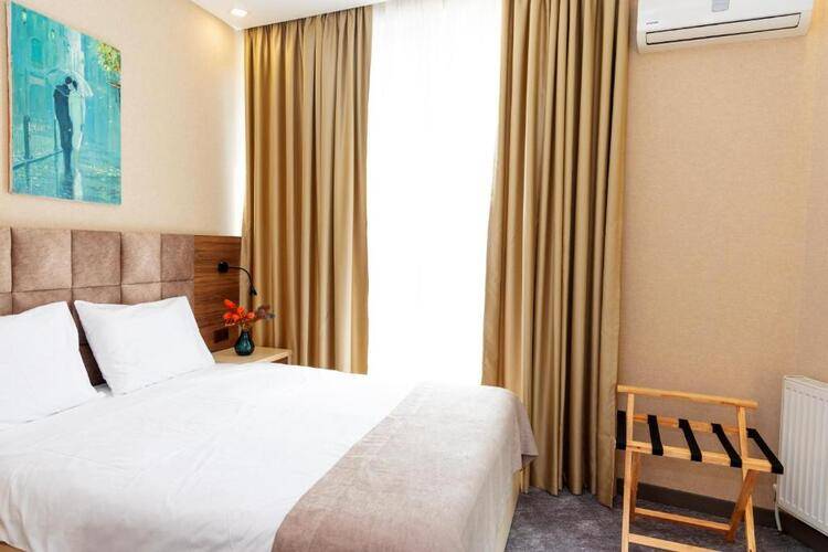Aniko Hotel