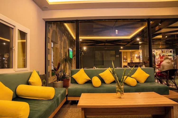 Aldora Residence Suites