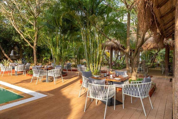 Larisa Hotel & Resort