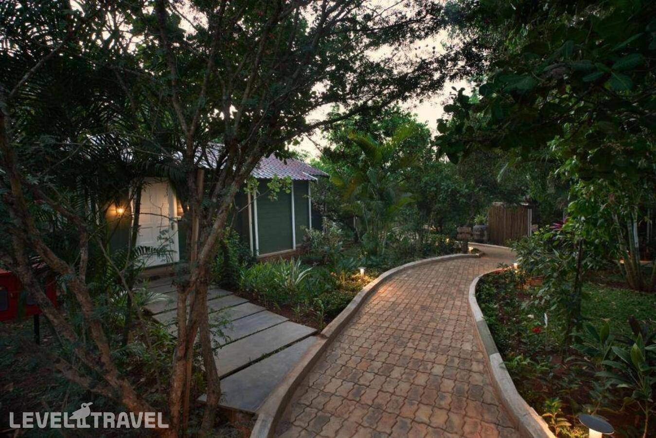 фотографии отеля Larisa Hotel & Resort в Индия(Мандрем) - фото №6