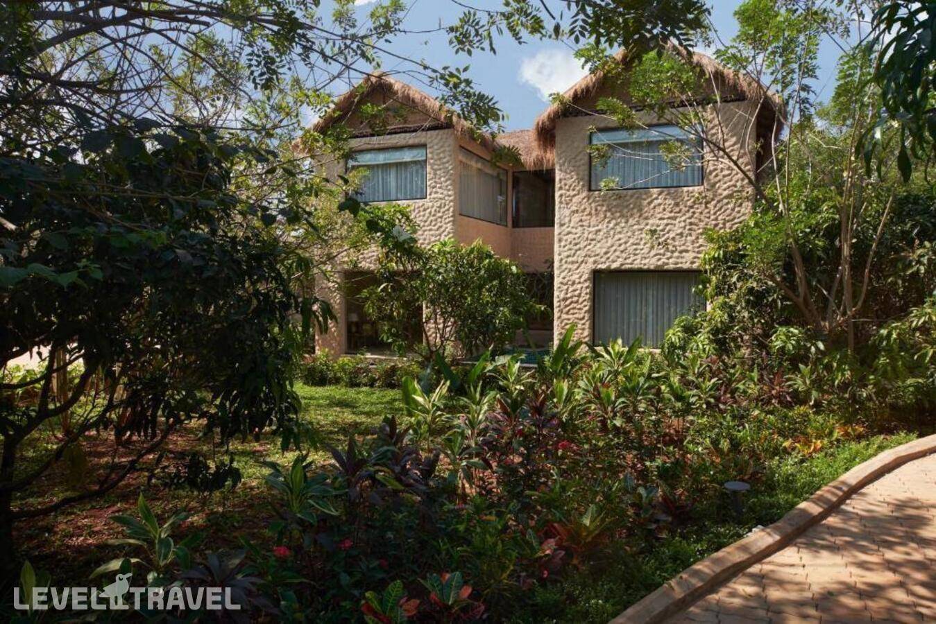 фотографии отеля Larisa Hotel & Resort в Индия(Мандрем) - фото №3