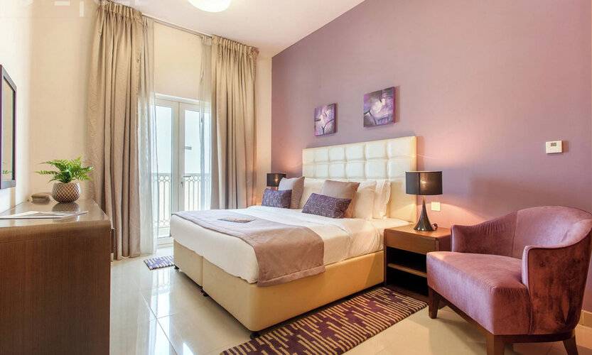 Staycae Holiday Homes - Suburbia