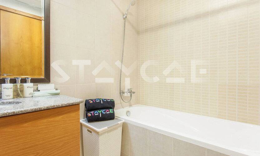 Staycae Holiday Homes - Suburbia