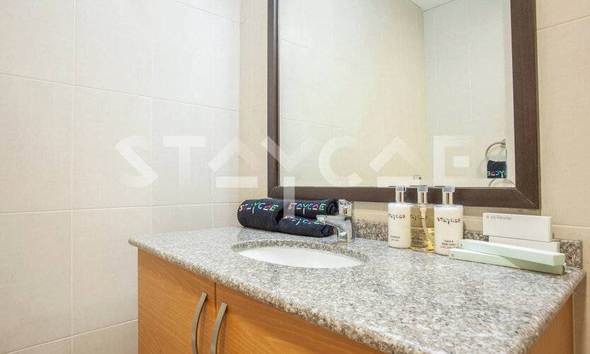 Staycae Holiday Homes - Suburbia