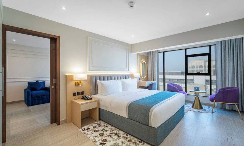 Grand Ambassador Hotel