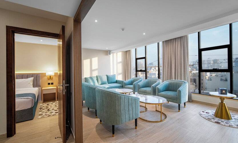 Grand Ambassador Hotel