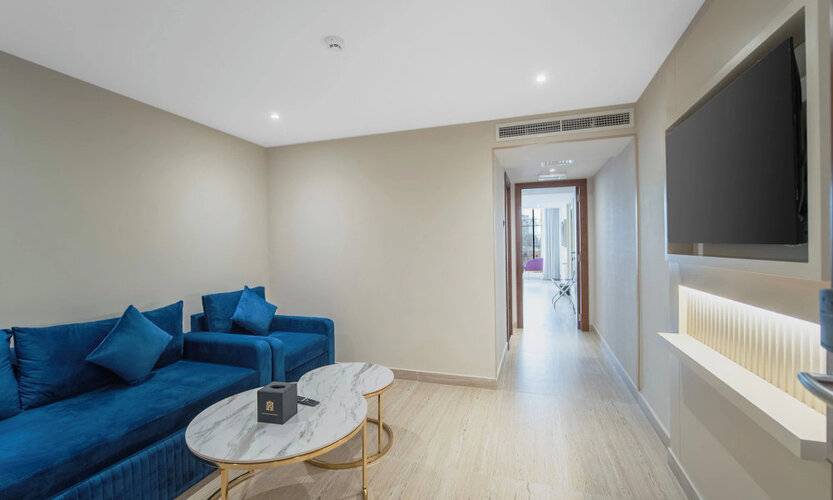 Grand Ambassador Hotel