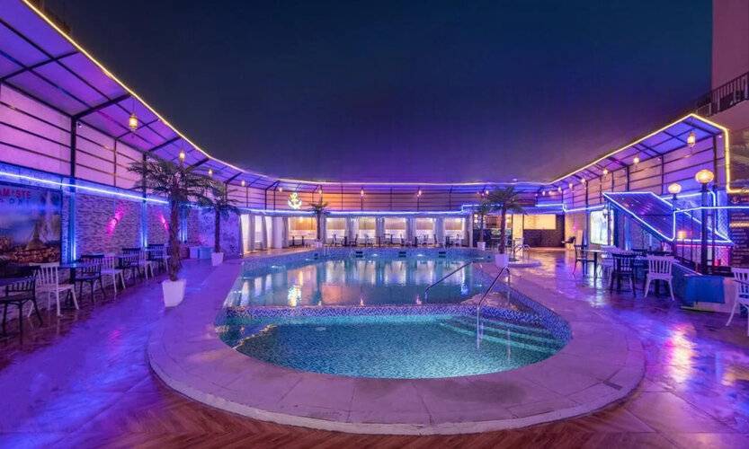 Grand Ambassador Hotel