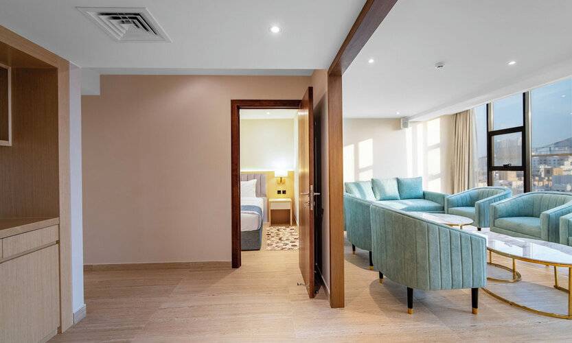 Grand Ambassador Hotel