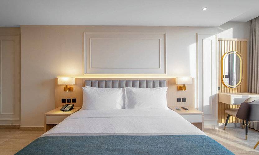 Grand Ambassador Hotel