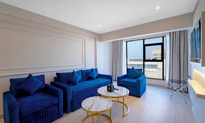 Grand Ambassador Hotel