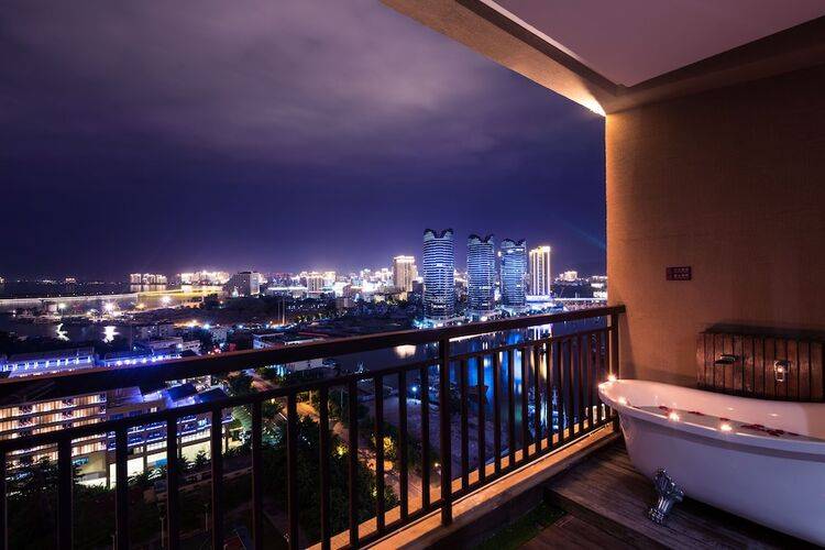 Grand Metropark Bay Hotel Sanya