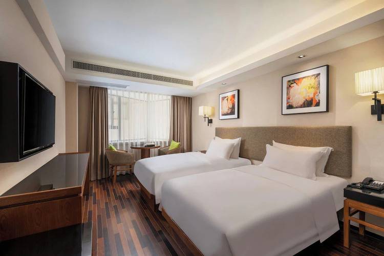 Горящий тур в Китай — отель Ssaw Boutique Hotel Sanya Dadonghai (Санья)