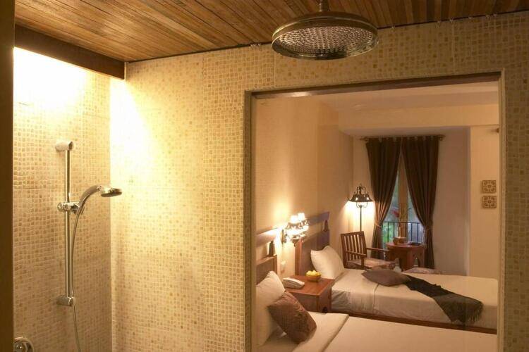 Отель Ao Nang Colors - Aonang Beach