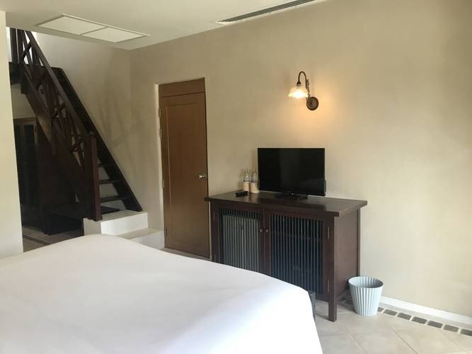 Отель Ao Nang Colors - Aonang Beach