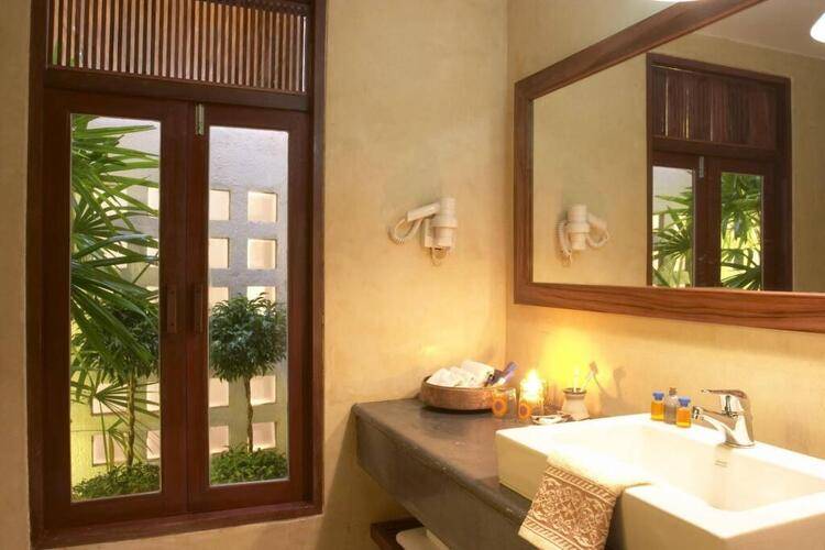 Отель Ao Nang Colors - Aonang Beach