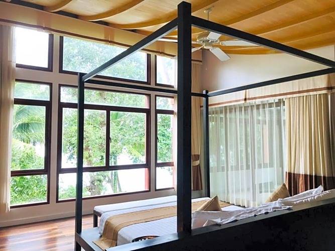 Amatapura Beachfront Villa 14