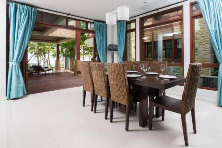 Amatapura Beachfront Villa 14
