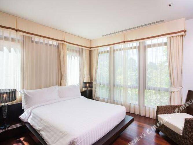 Amatapura Beachfront Villa 14
