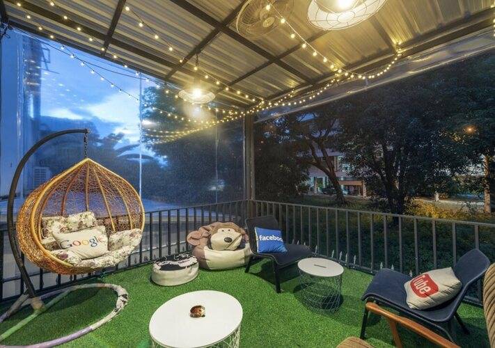 Sloth Hostel Don Mueang