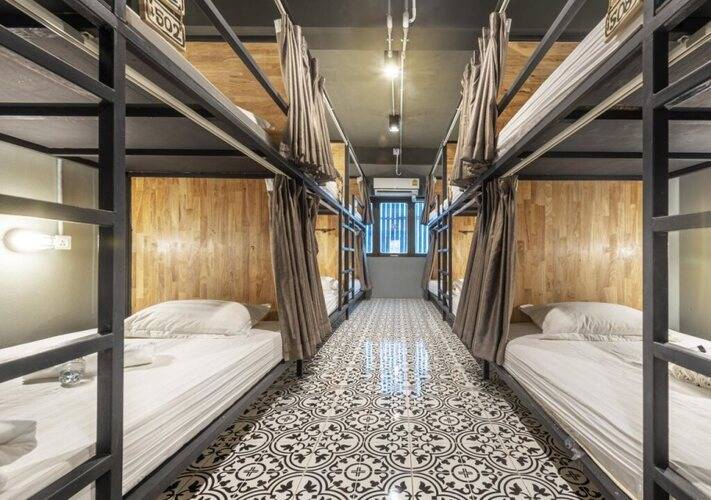 Sloth Hostel Don Mueang