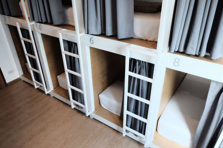 Wayha Hostel Don Mueang Airport