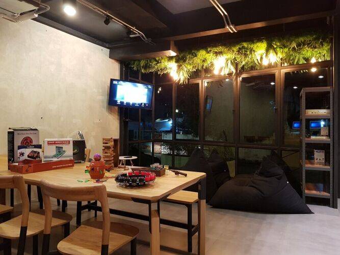 Wayha Hostel Don Mueang Airport